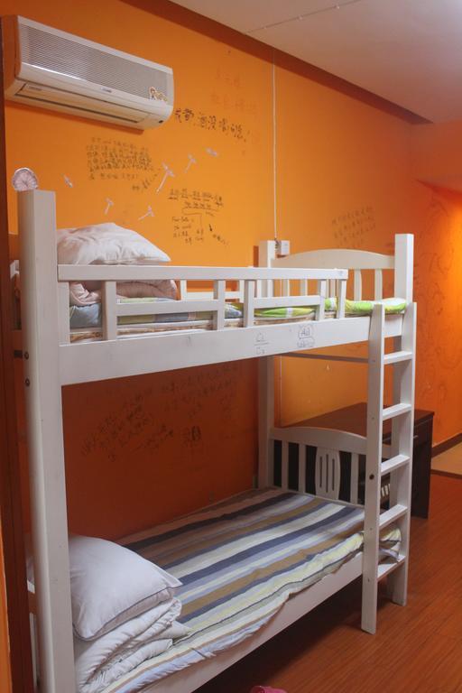 Dengba Hostel Chengdu Branch الغرفة الصورة