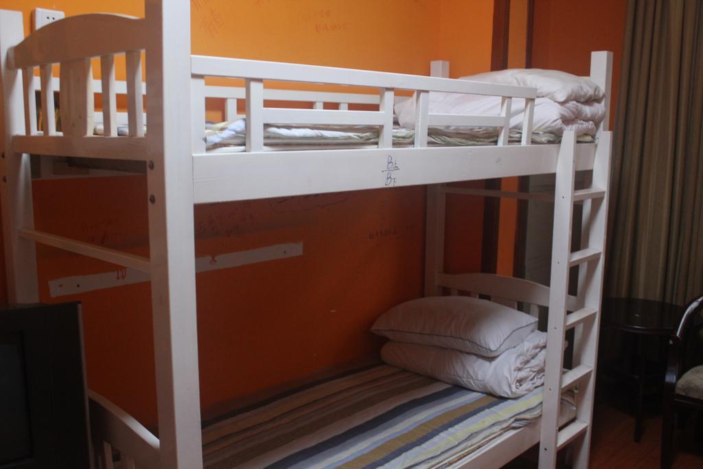 Dengba Hostel Chengdu Branch الغرفة الصورة
