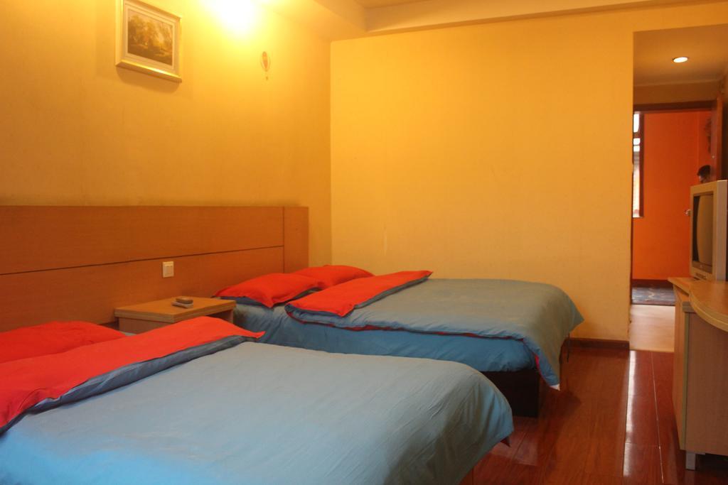 Dengba Hostel Chengdu Branch الغرفة الصورة