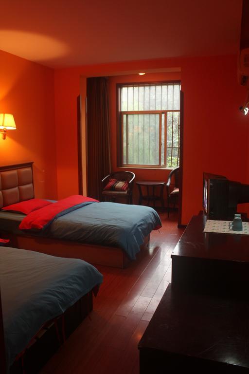 Dengba Hostel Chengdu Branch الغرفة الصورة